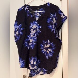 Simply Vera Vera Wang Black Blouse with Blue and White Floral Tie-Dye